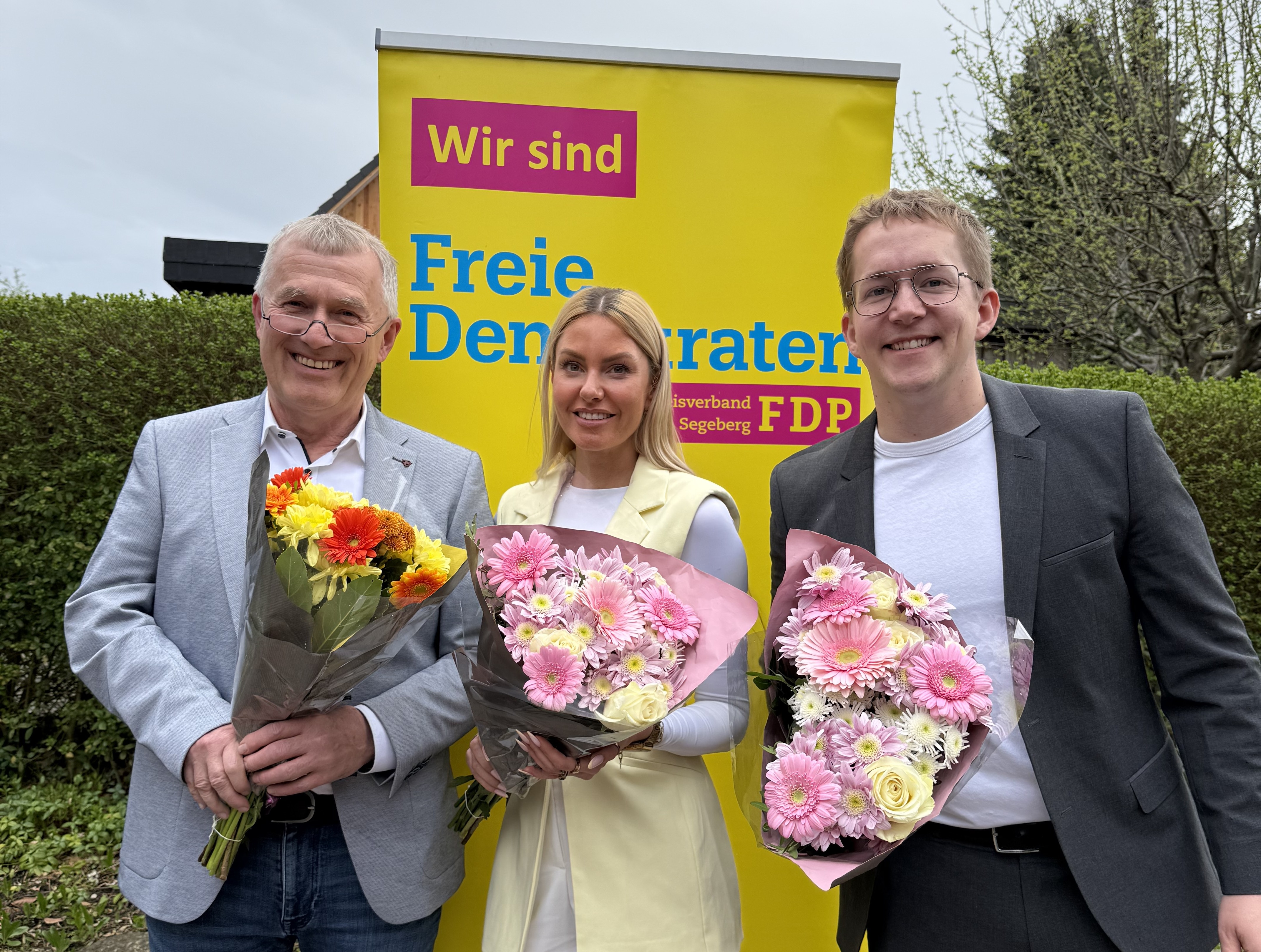 Die drei FDP-Kandidaten für die Landtagswahl 2027 im Kreis Segeberg: Nora Grundmann, Helmer Krane und Tobias Mährlein 
